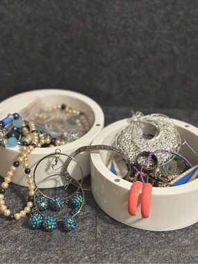 Mystery Jewelry Jar (Magnetic Organizer)